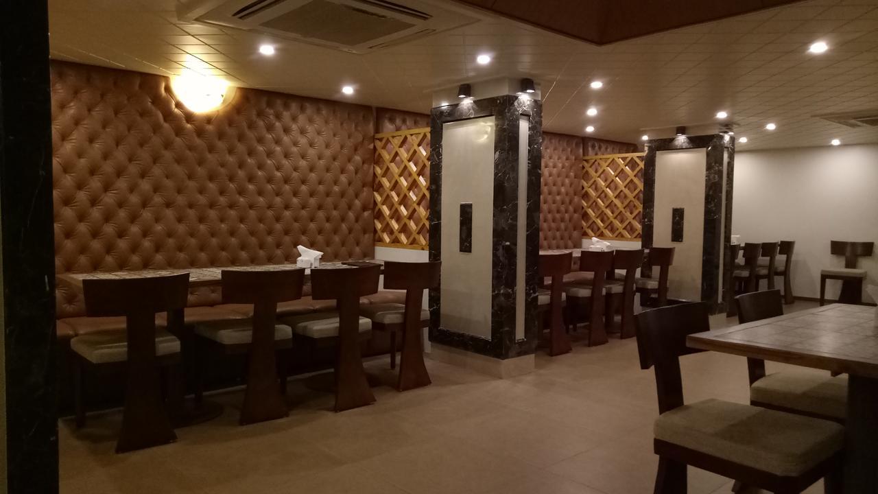 Hotel Umesh Daman Εξωτερικό φωτογραφία